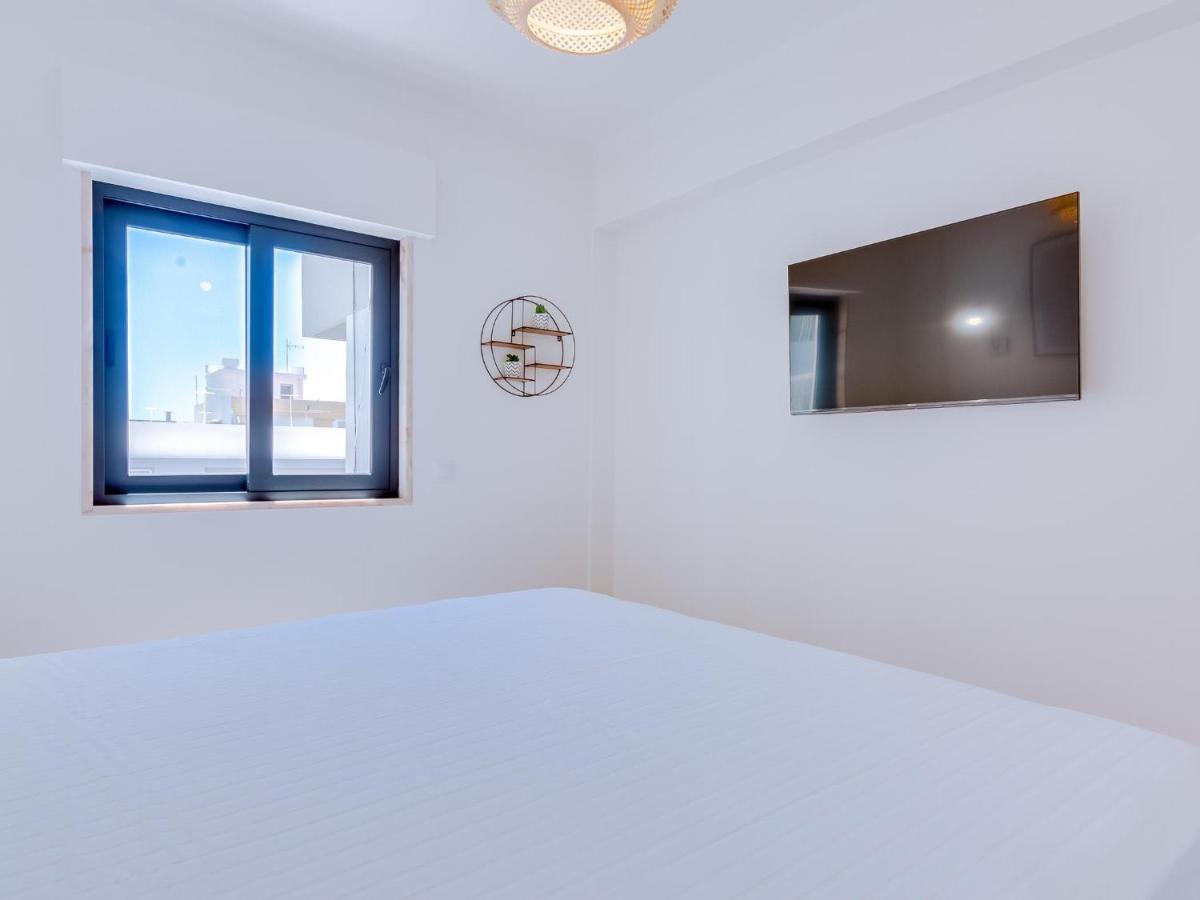 Al - Apartamento Miratlantico Quarteira Luaran gambar