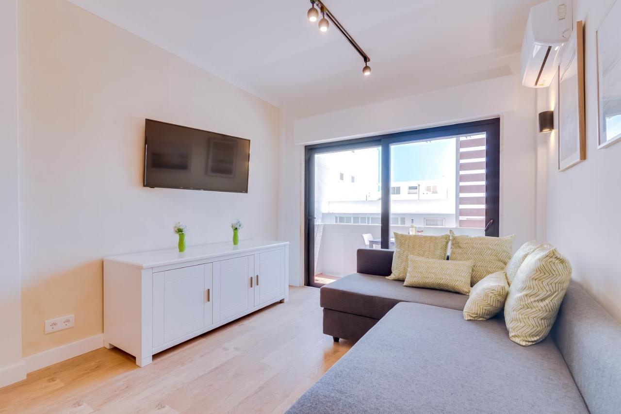 Al - Apartamento Miratlantico Quarteira Luaran gambar